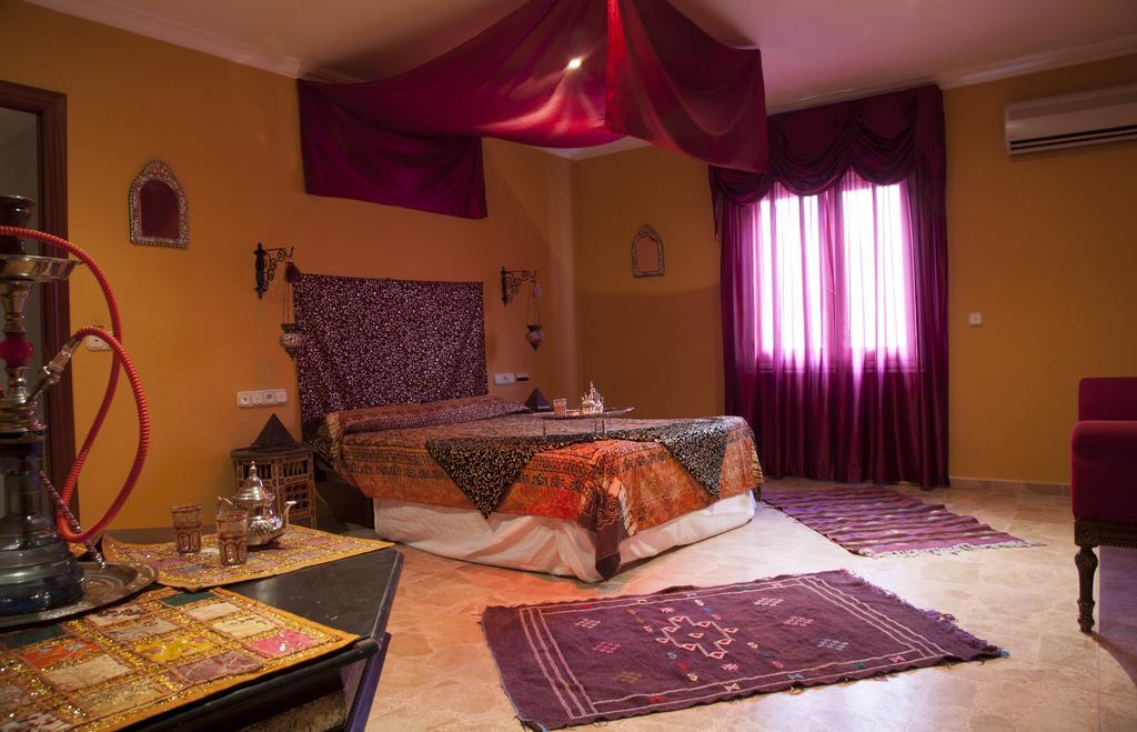 Hotel Tematico Costa Del Sol Torremolinos Ngoại thất bức ảnh